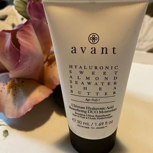 AVANT SKINCARE
Ultimate Hyaluronic Acid Resurfacing Duo Moisturiser